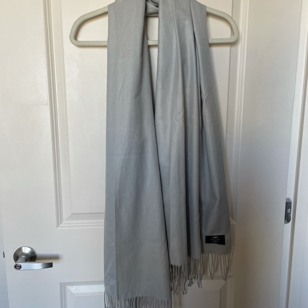 Gray scarf